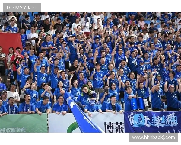 苏超点燃宿迁绿茵激情：球迷呐喊与城市荣耀同频共振(3)